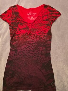 Affliction Red to Black Ombre Animal Print Short Sleeve V-Neck Top